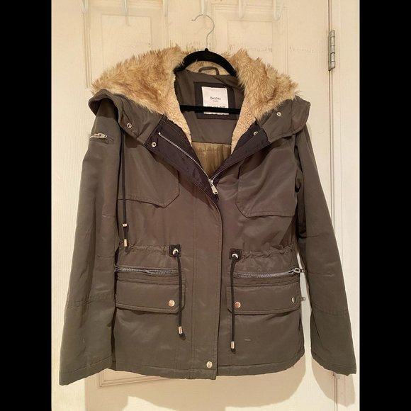 Bershka Olive Green Adjustable Waist Fur Lined Jacket - Picture 1 of 3